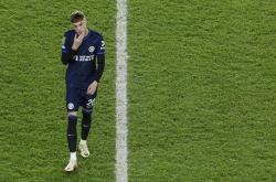 九游旧版本下载链接包含切尔西迎欧篮联关键赛，转会期队长鼓劲，气氛紧张，资深球员宣示担当的词条