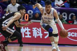 九游游戏旧版本今晚新疆广汇备战CBA季后赛，遗憾出局细节曝光，赛场秩序良好，更衣室氛围转暖的简单介绍