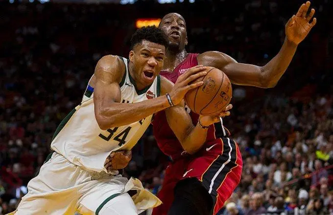 关于赛前体能课后，密尔沃基雄鹿状态回暖备战英超，球迷炸锅，临场指挥获称赞的信息